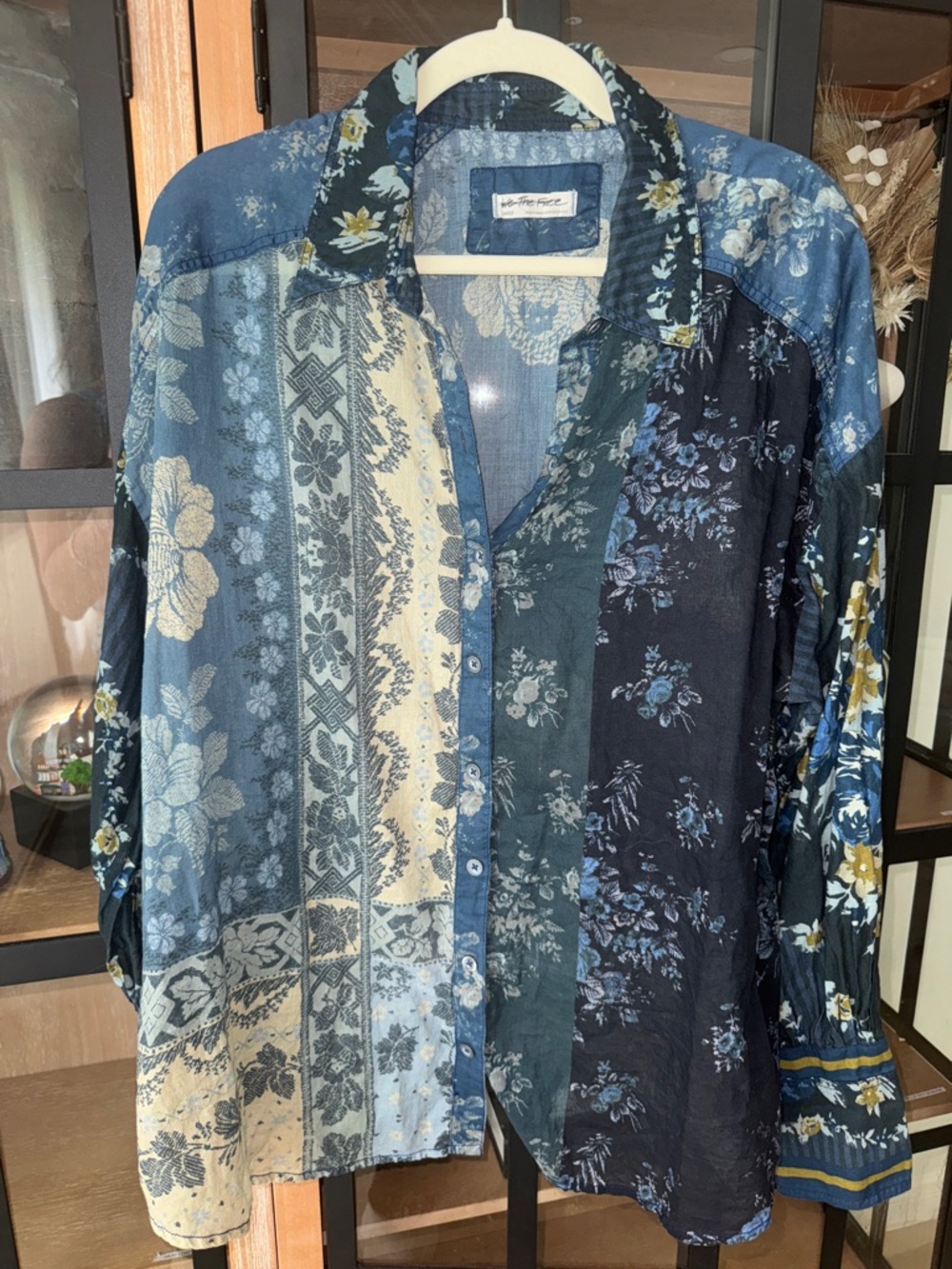 We The Free People Floral Patchwork Mixed Print Button down Shirt long sleeve - Picture 2 of 6